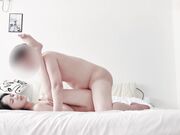 白衣少妇气质极佳 长腿美臀秀色可餐