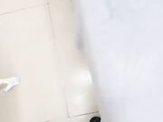 年轻小夫妻 直播赚钱无套啪啪 白嫩皮肤足交打飞机 高跟模特身材 翘臀后入