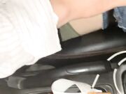 今日凌晨户外啪啪女神 勾搭调戏司机大爷玩车震 差点被无套 淫语浪叫