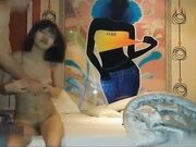 颜值一流性感的漂亮美女酒店和发小的帅气男友偷情开房,各种高难度姿势抽插