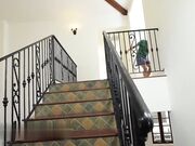 性感熟女骚逼与她顽皮的闺蜜分享她继子的鸡巴大肉棒就得和好姐妹一起吃骚逼