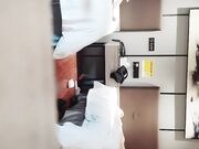 酒店淫乱4P 风骚两个人妻 争奇斗艳无套内射 精彩淫荡必看