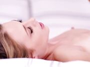 女神级姐姐真的好骚啊 清纯气质苗条大长腿带着翅膀引诱