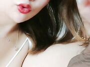 丰满白皙韵味十足的轻熟女 大姨妈来了 只能给口了 舔蛋蛋 骚气十足