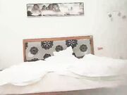 500块雇来牙买加黑人留学生小哥干饥渴少妇阿姨酒店偷拍