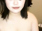 丰满胖妹子露脸给男友口交打飞机 推到无套操逼进入丰满阴户 后入大屁股