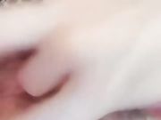 邻家小美眉芊芊黑丝诱惑 指奸骚逼淫水很多呻吟浪叫不止想被哥哥的大鸡巴干