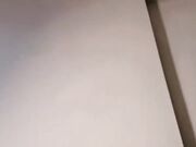 乖巧的骚学妹酒店激情啪啪 给大哥口交大鸡巴 扒光了在床上爆草抽插奶头都立起来了