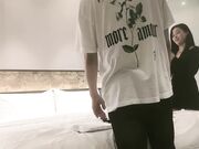 明星脸女神，4500物有所值，黑丝诱惑白嫩肌肤，娇嗔妩媚罕见尤物