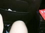 户外小麻豆带风扇学妹出来玩车震 看眼神就很魅惑 口交大鸡巴主动上位抽插