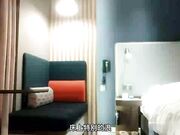 新人探花小严连锁酒店 约炮 ️良家极品身材反差婊 沙发干到床上 深喉绝学非常浪