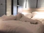 约了个性感网红脸妹子啪啪 互摸调情洗完澡开干骑乘舔弄口交大力猛操