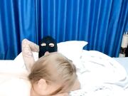 新来的无毛白虎小可爱全程露脸伺候蒙面大哥激情啪啪