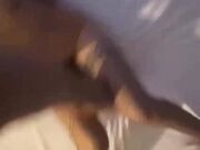 鸡都没你花活多骚逼反差婊背着男友在外寻刺激扬言今晚别把她当人操操到水喷一地