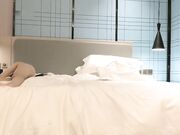 约了个白衣清纯甜美妹子 舌吻互摸口交上位骑乘抽插猛操