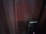 送外卖遇到极品骚女送货上床是任人玩弄的一条母狗骚货骑乘磨桩精液深深射进里面