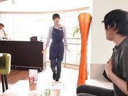 与打工女大学生错过末班车后1