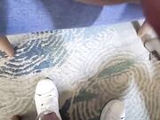 小姨子喝醉后色诱姐夫口含啤酒疯狂吃鸡镜前后入狂操内射蜜穴