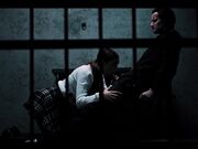 性爱密室红发女郎像娃娃一样及时被控制最后被猛烈抽插射满身