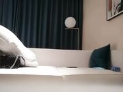 白T热裤知性姐，直呼小宝是个变态