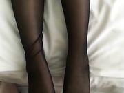 黑丝吊带情趣装暴力操小骚逼