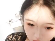 极品大奶水多多的人妻少妇全程露脸跟小哥激情啪啪 深喉口交舔蛋蛋