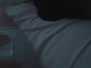 饥渴继母与大鸡巴继子共用酒店床一整晚 会发生什么