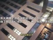 戶外搭讪遛狗的小妞成功勾搭带回去来一炮