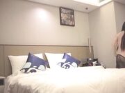 小伙探花双飞极品少妇看着端庄床上我要