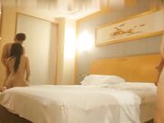 换妻探花 33岁良家夫妻 色情游戏 交杯酒调情