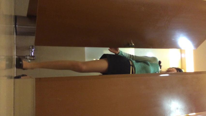 装潢很高级的厕所偷拍