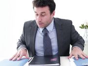 A Whore For Big Cocks 在丈夫面前吃律师大鸡巴的淫妇