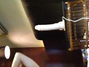 富商老板包养又听话又骚气的小情人买来情趣道具给她玩脉冲乳夹坐插假屌干到高潮呻吟声太给力了