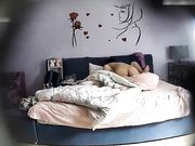 年轻大学生情侣浪漫房啪啪