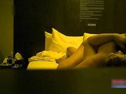 美女演员被领导潜规则猛干