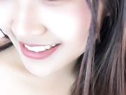 椅子上猛插自慰呻吟大声