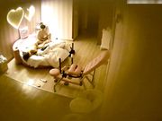 真浪把男友鸡鸡玩硬后求操