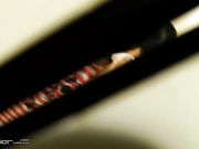 女卫隔间多视角拍下漂亮妹子