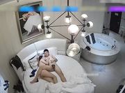 酒店私会情人迫不及待开干