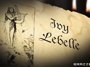 在丈夫身边来次激烈的中出做爱