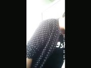 女厕偷拍下课铃响妹子排队进来