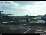 淋浴间淫荡少女吸大屌