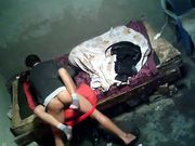 大叔嫖妓结果不够硬想要舔逼被拒