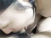 教你如何玩弄主播让露脸小骚在沙发上逼给舔鸡巴