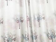 小骚逼露脸被大哥捏着奶子吃奶