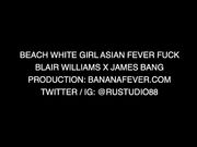 猛男沙滩邂逅胸大性感的洋妞