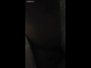 打完野战请白虎主播去餐厅吃大餐，餐厅玩露出，两人还挺能吃的