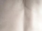 开车接漂亮情人直接在路边车震旁边还有个环卫大爷在打扫卫生