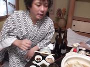 在溫泉之旅換妻猛幹一番