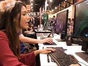 妹子COS美女战士不穿内裤自慰自拍